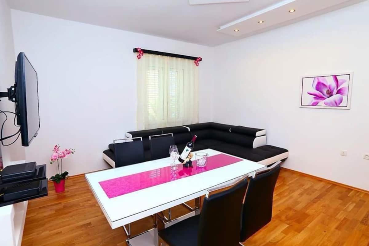 Split Central Retreat 외부 사진