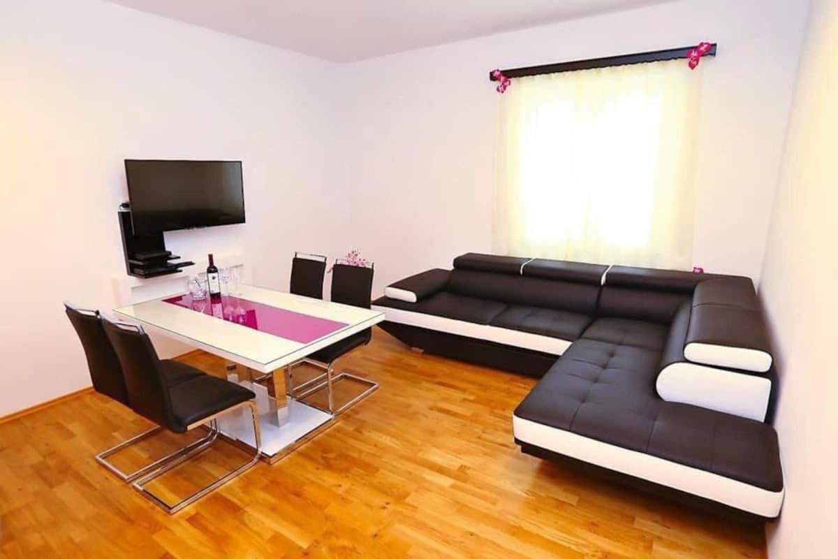 Split Central Retreat 외부 사진